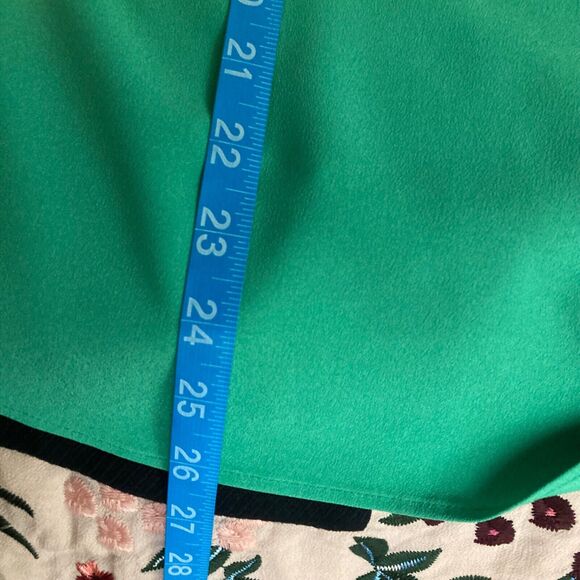 J. Crew Top Womens Sz 4 Green Scalloped Neck Cami Tank Adj Racerback Straps - Picture 8 of 8